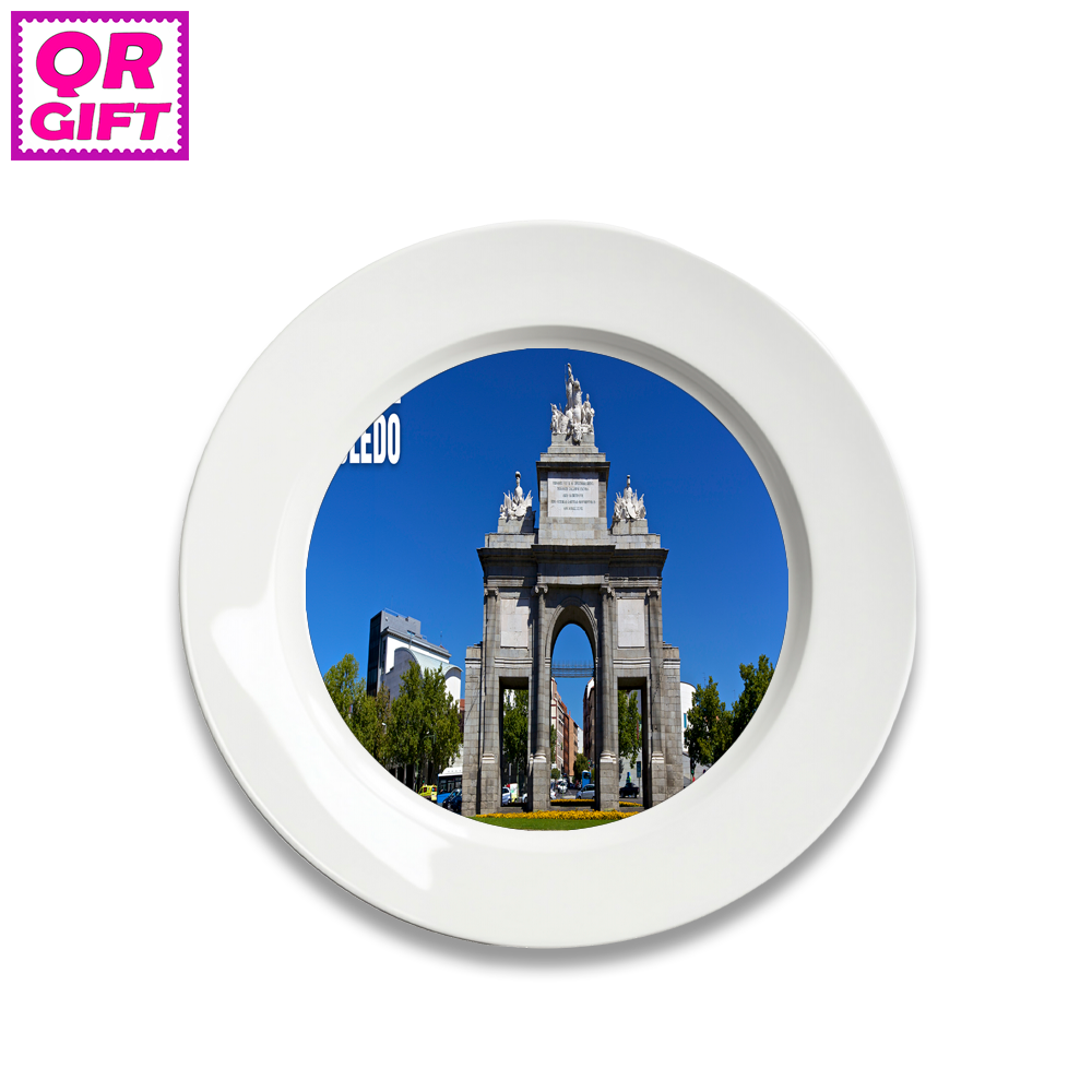 Plato - Puerta de Toledo de Madrid