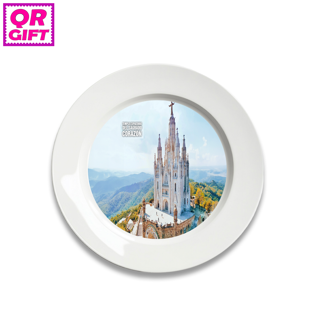 Plato - Templo Expiatorio Sagrado Corazón de Barcelona